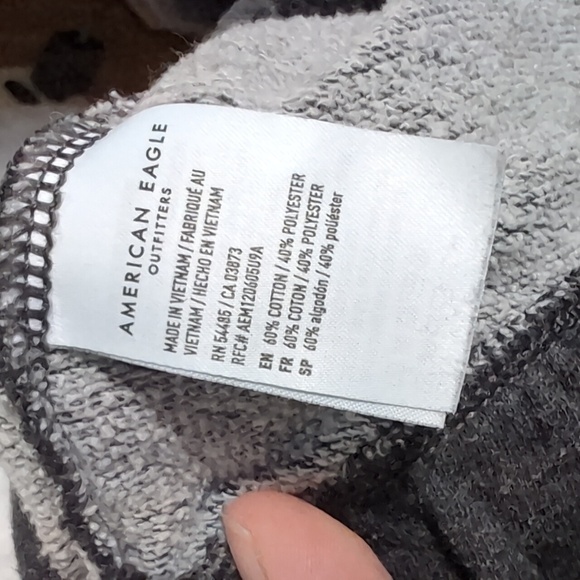 American Eagle Soft Black Flare Sweatpants Size Extra Small **Paint Stains** - Picture 8 of 8